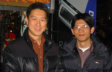 2003年搜狐COO古永锵(左)与蔡宗建(右)合影