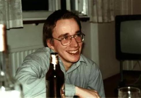 在后来的28年里, 华为和Linux有过不少交集。