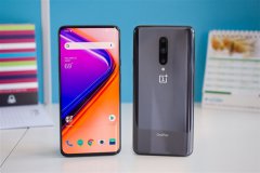 一加7T Pro曝光：升降镜头+90Hz流体屏