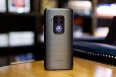 IFA 2019：Moto发布四摄新机One Zoom 售450美元