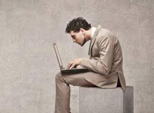 如何看待网上很火的「程序员成长历程的四个阶段」?