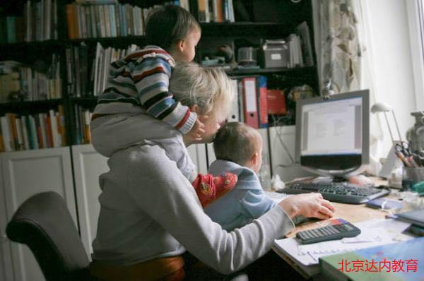 全家都是程序员,是一种什么样的体验?