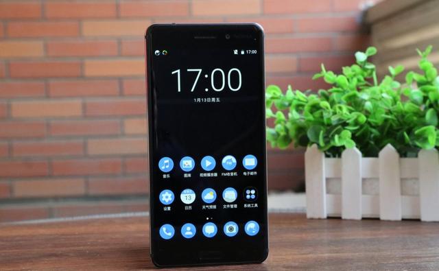 回首又见他：手机巨人诺基亚还硬朗的活着