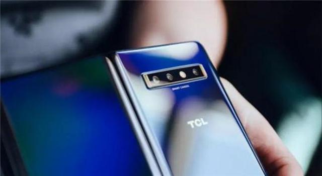 TCL折叠手机曝光：三折叠Z形设计