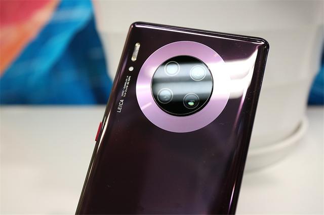 去年买了华为Mate 20的朋友，今年还会支持华为Mate 30吗？