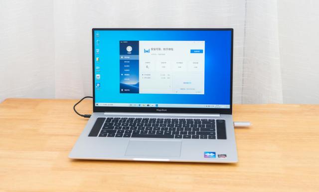 Linux改Win教程，荣耀MagicBook Pro 科技尝鲜版真香，不接受反驳