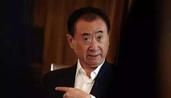 潮水退去，才知道谁在裸泳——由王思聪看向万达