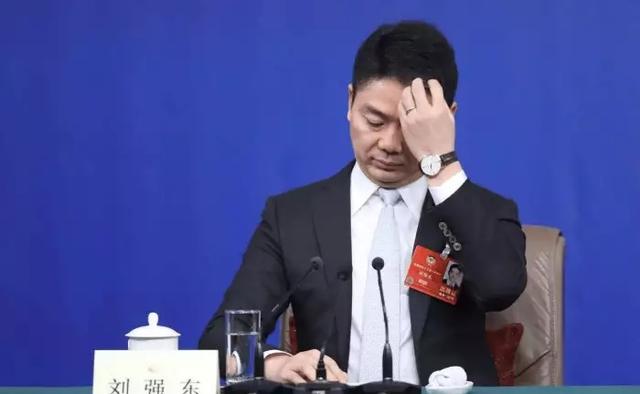 一夜蒸发840亿！5亿人都救不了的拼多多？消费者：怪它自作自受