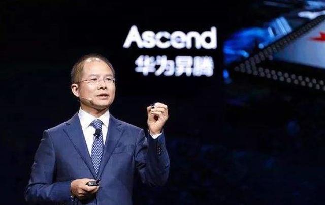 华为之兴：差点被任正非“拍死”的国产手机品牌