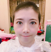 武汉新型肺炎 | “妈妈怎么变男孩子了？”结婚纪念日，美女护士剪板寸头