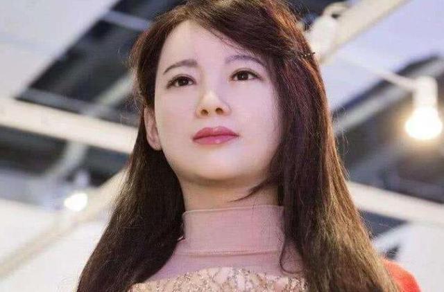 日本推出女性机器人，内部结构让人大开眼界，外观可随意定制