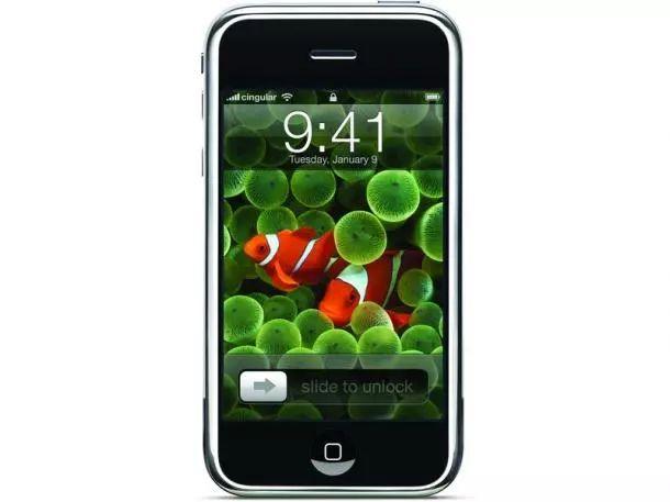 苹果冷门知识：为什么宣传图中iPhone的时间永远是9点41分？