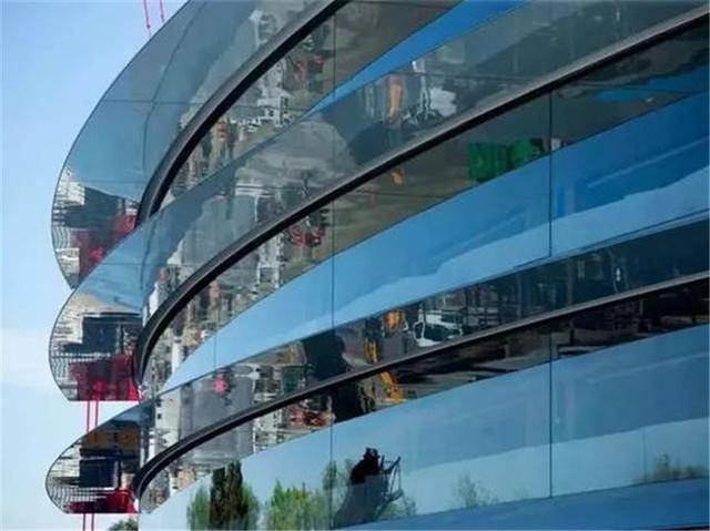 这个建筑师都85岁了，灵感用不完么？阿里巴巴的火柴盒总部太赞了