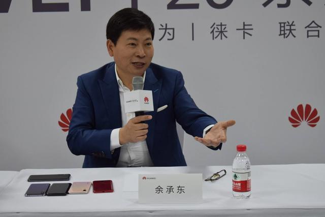 华为迎来最大考验！内部预计10年来销量首次下滑，反击措施已上线