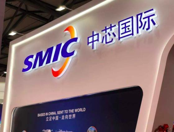 光刻机姗姗来迟，中国芯片代工王者正式诞生，中芯与华为达成双赢