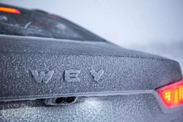 这个中国高端品牌仅用3年就卖出30万台，其新能源车到底如何？