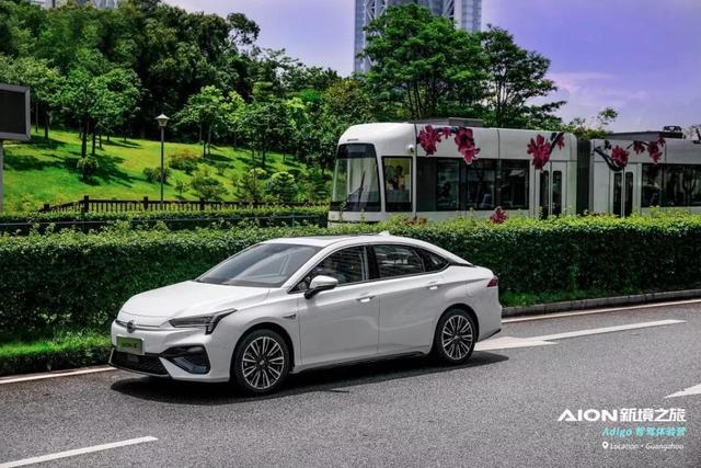 新能源汽车谁更安全？又一专业机构给出五星评价