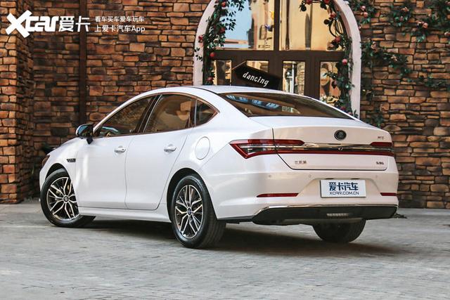 比亚迪稳住第一，宝马销量超大众，丰田不敢懈怠