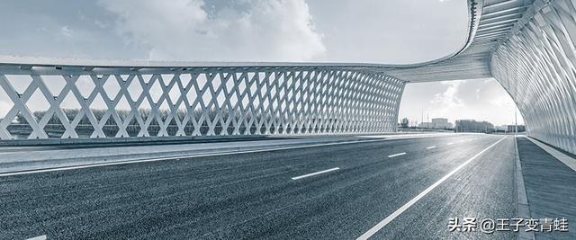 比亚迪 国产新能源汽车界的华为 比亚迪：我也想低调可实力不允许