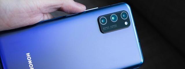 荣耀V30P/256低至3320！您的好友，小米IQOO已经退出群聊