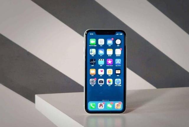 关于手机，你应该知道：昔苹果机皇，如今降到“小米价”