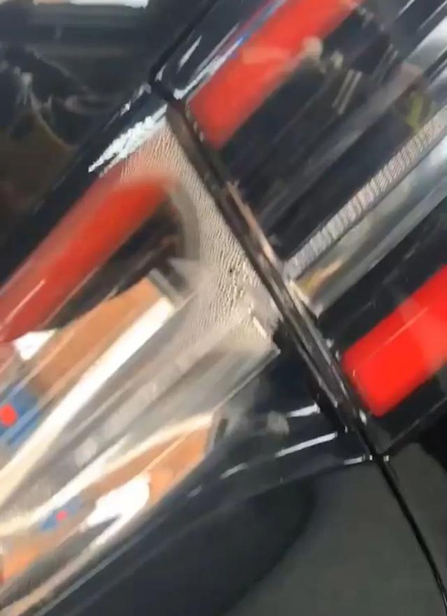 特斯拉事故车当新车卖？中国南京315问题车展重磅调查