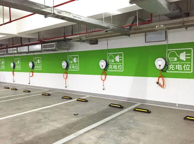 买了电动汽车，在家充电大法，速来学习吧