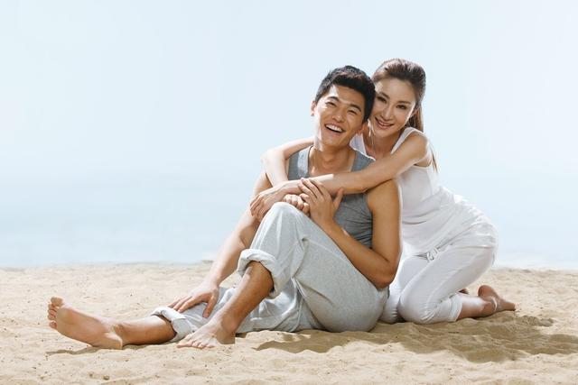 《奇葩说》陈铭和"小向太"郭碧婷，描绘的未来，让我对5G好期待