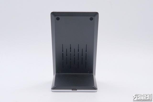 电商爆款无线充：南孚AirCharge立式风冷无线快充深度拆解