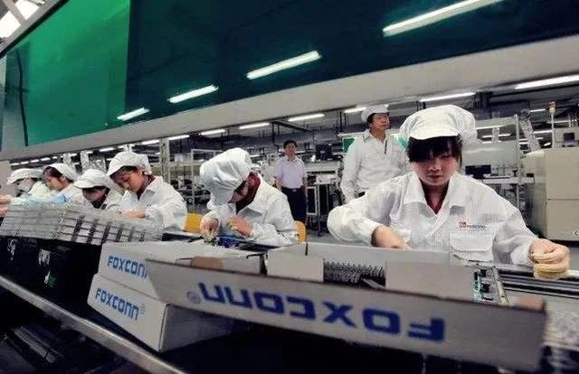 苹果正式宣布！富士康订单“告急”，该郭台铭没“饭”吃了？