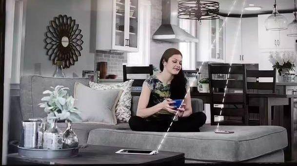 屏下摄像技术被攻克后，未来手机都有哪些发展方向？