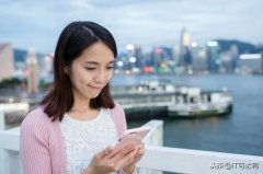 我用了100行Python代码，实现了与女神尬聊微信（附代码）