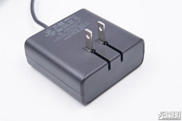 美国Costco爆款无线充：ubiolabs无线充电器开箱拆解