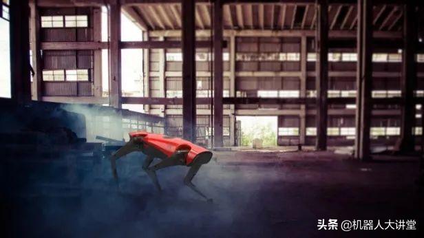 首发！全球行走速度最快的量产机器狗，蔚蓝阿尔法机器狗AlphaDog