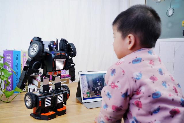 售价2499的变形机器人，凭什么敢说是孩子编程教育的启蒙机器人