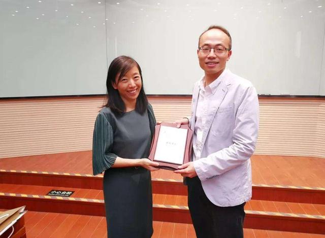 阿里真正的“守护神”，不是吴翰清，而是将7位高管送进监狱的她