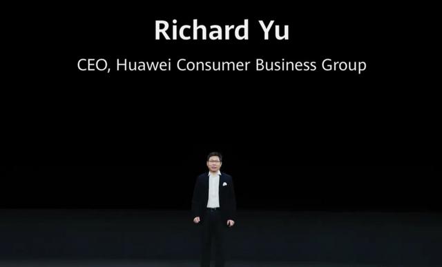 华为P40手机高配版首次突破万元，这么贵，为何4天就超8万人预定