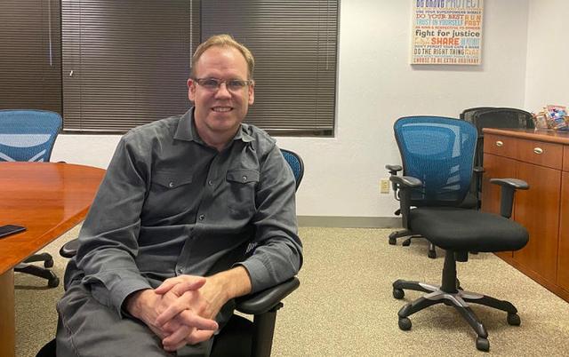 当隐形眼镜遇见 AR：能看清现实，也能增强现实