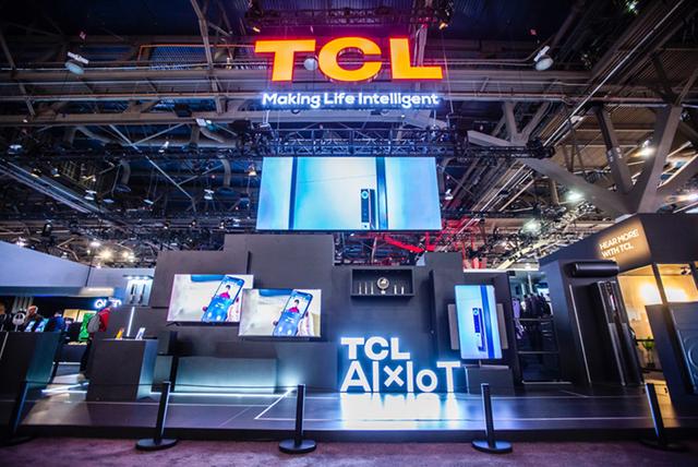 TCL·XESS旋转智屏京东开售：一小时全网销量破万