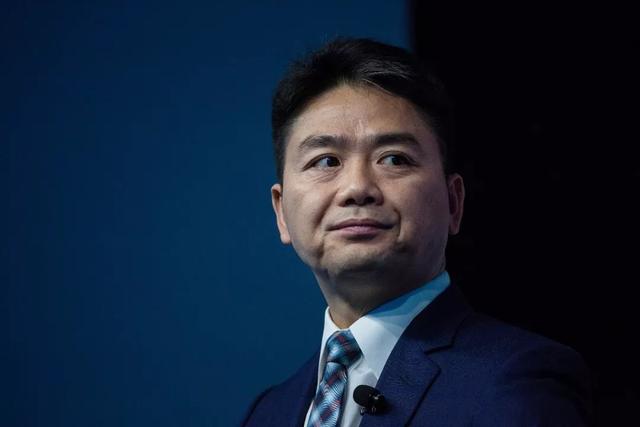 京东二把手「徐雷」：最怕不正经的人，背地里拼命死磕