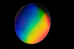 量子位保真度高达99.3%！英特尔和QuTech发表在《Nature》的论文证明高于1开尔文实