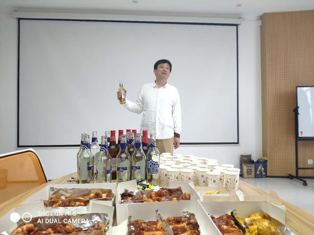 80人抖音同时开播:工业互联网千元解决方案助力企业数字化转型