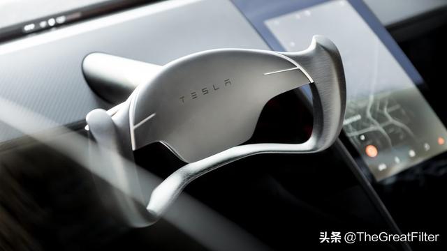 马斯克：等不到传统车企的电动汽车，于是我们自己做