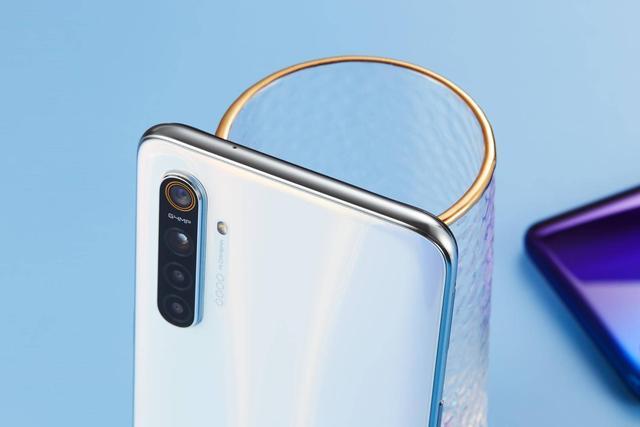 realme X2限时跳水不足2000，骁龙730G还有入手必要吗？