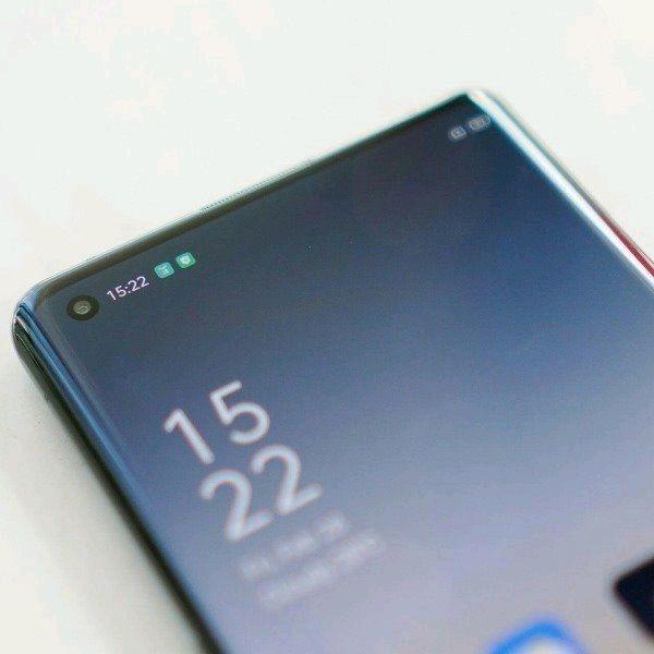 OPPO Find X2真机图曝光，背部竖排三摄，神似小米