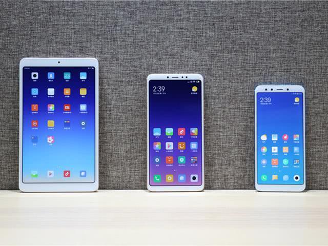 小米更胜一筹!5500毫安+6.9英寸超大屏,备用机最佳之选?