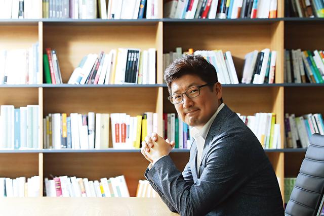 疫情中的斯坦福大学如何在10天内转变为“全面在线教育”？专访斯坦福教育学院副院长