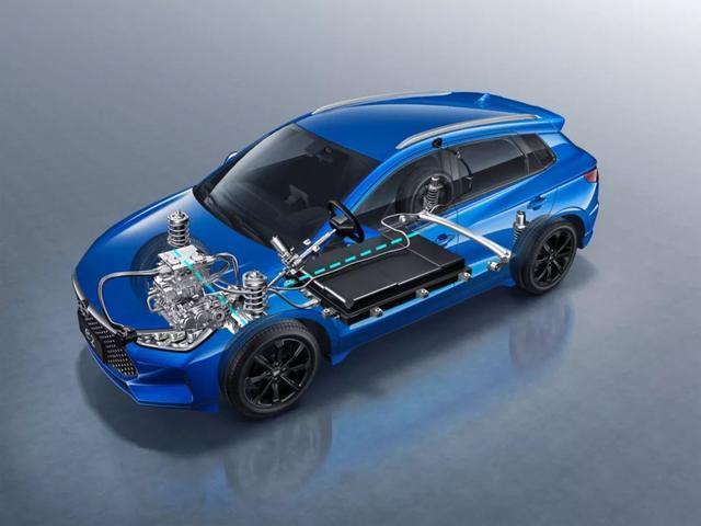 中国版的“特斯拉”终于上市，400km续航，只卖8.98万元起