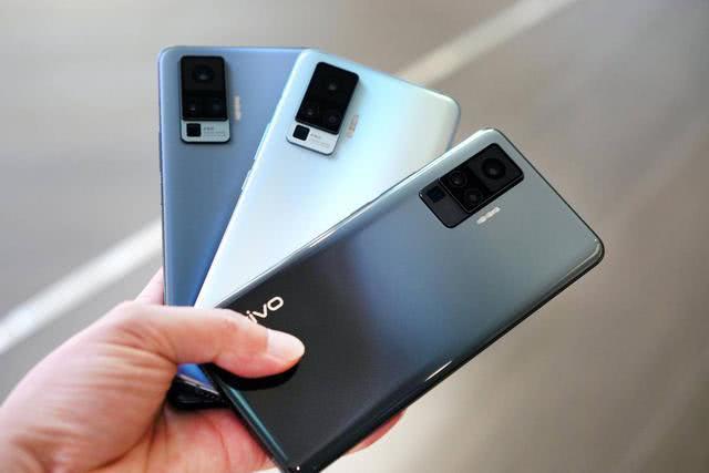 618买手机不用迷茫，懂行的人都会选这3款，性能强劲用三年不过时