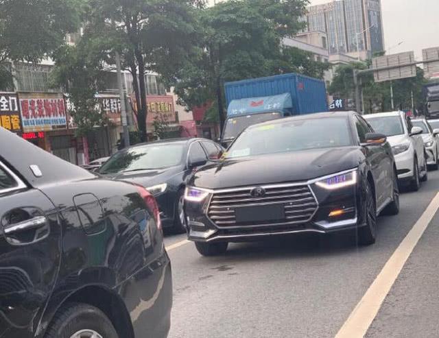 比亚迪汉燃油版实车曝光？整体气质很“奥迪”，有望15万左右起售